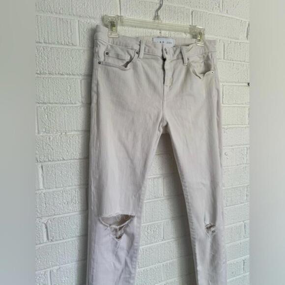 Stylish Ripped Skinny Jeans in Light Beige IRO - Picture 2 of 9